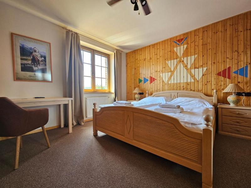 Ranc Kostelany Hotel กรอมเมียร์ริช ภายนอก รูปภาพ